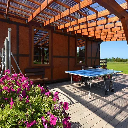 Cozy In Domaslawice With Swimming Pool Holiday home Darlowo